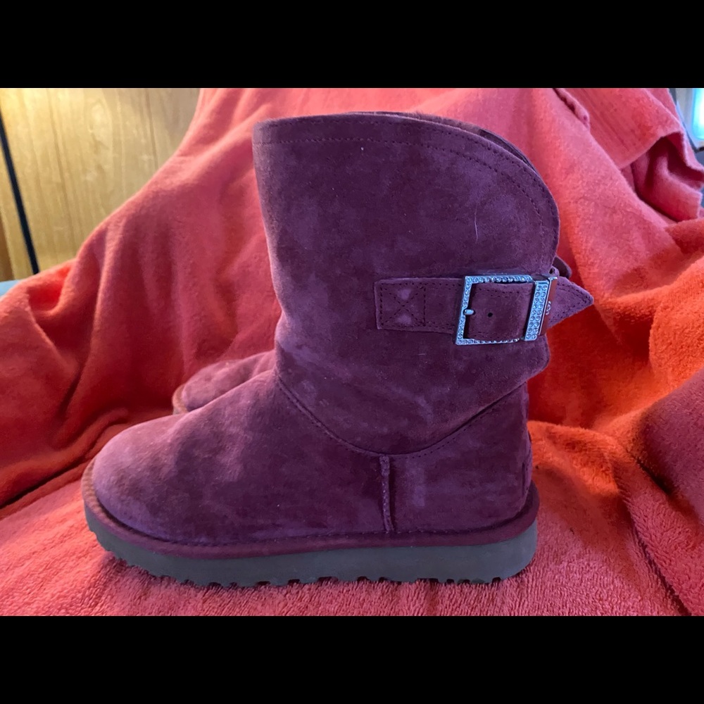 Rhinestone buckle Uggs
